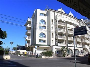 Residence A-More
