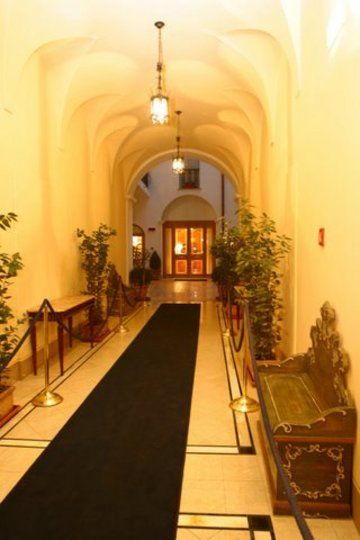 Cavaliere Palace