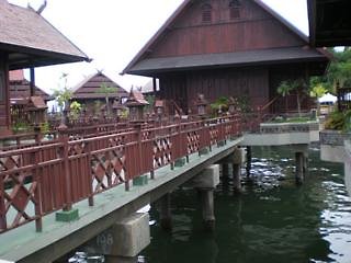 Pantai Gapura