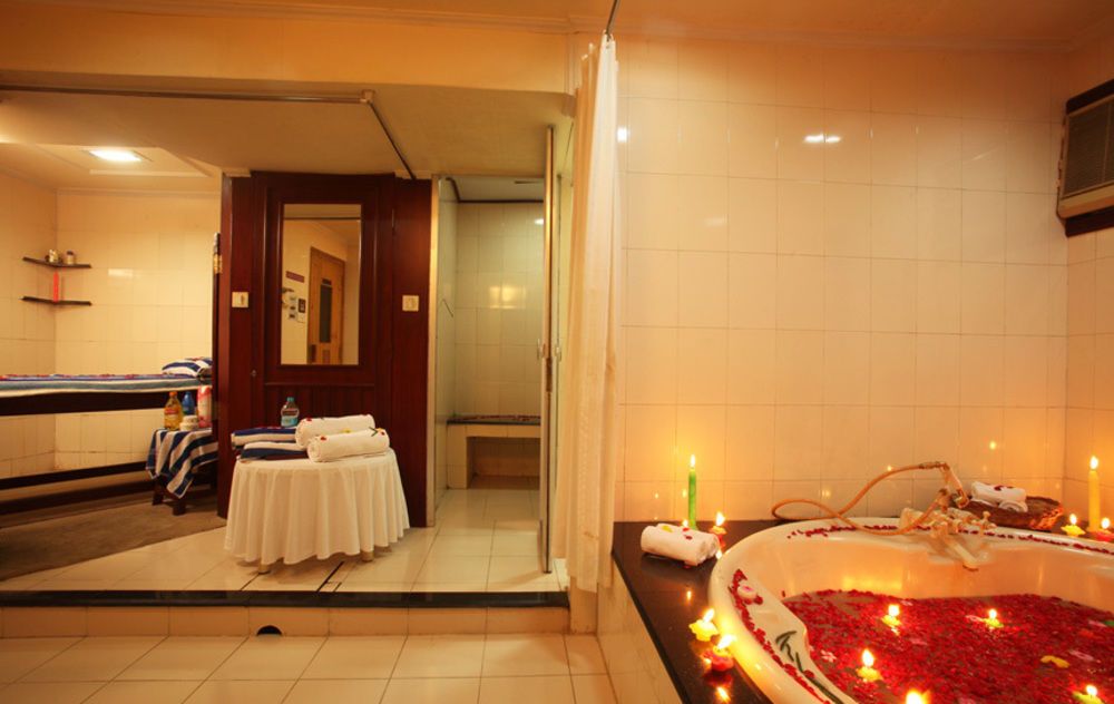 The Crown Hotel