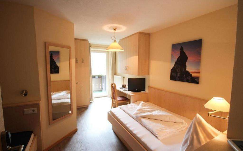 Hotel Cornelia