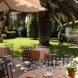 Les Agassins