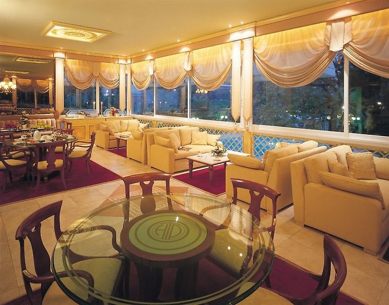 Theoxenia Palace Hotel