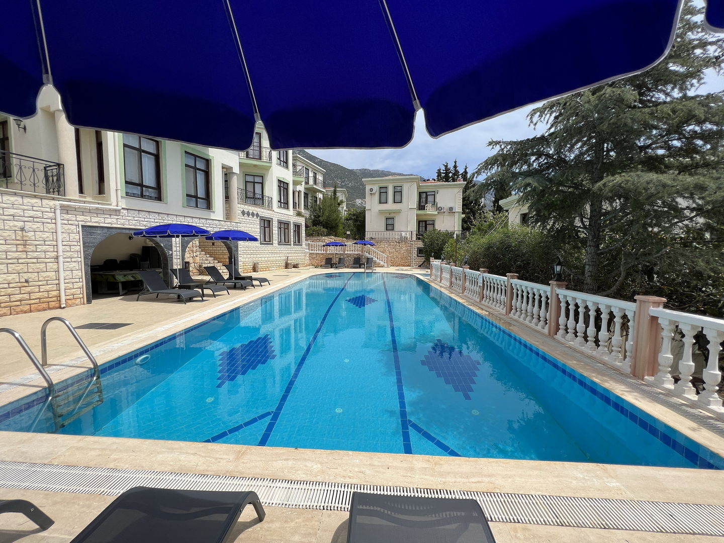 BG Villa's and Apart's
