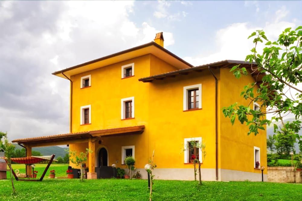Viale Dei Ciliegi