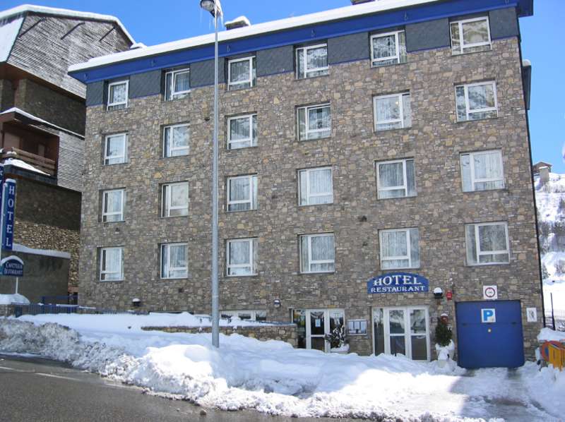 Somriu Hotel Vall Ski