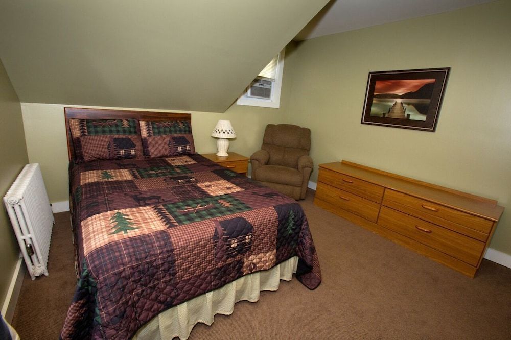 Shore Meadows Motel