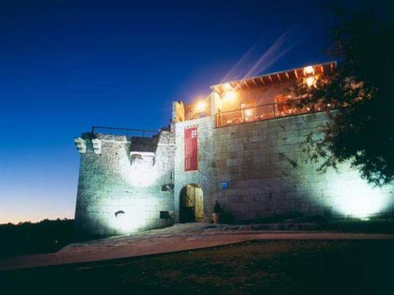Monumento Castelo de Maceda