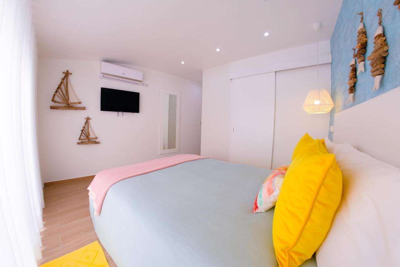 Iris Apartment - Home Dream