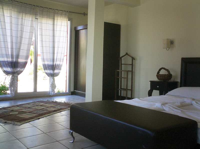 Fi Light Solto Boutique Beach