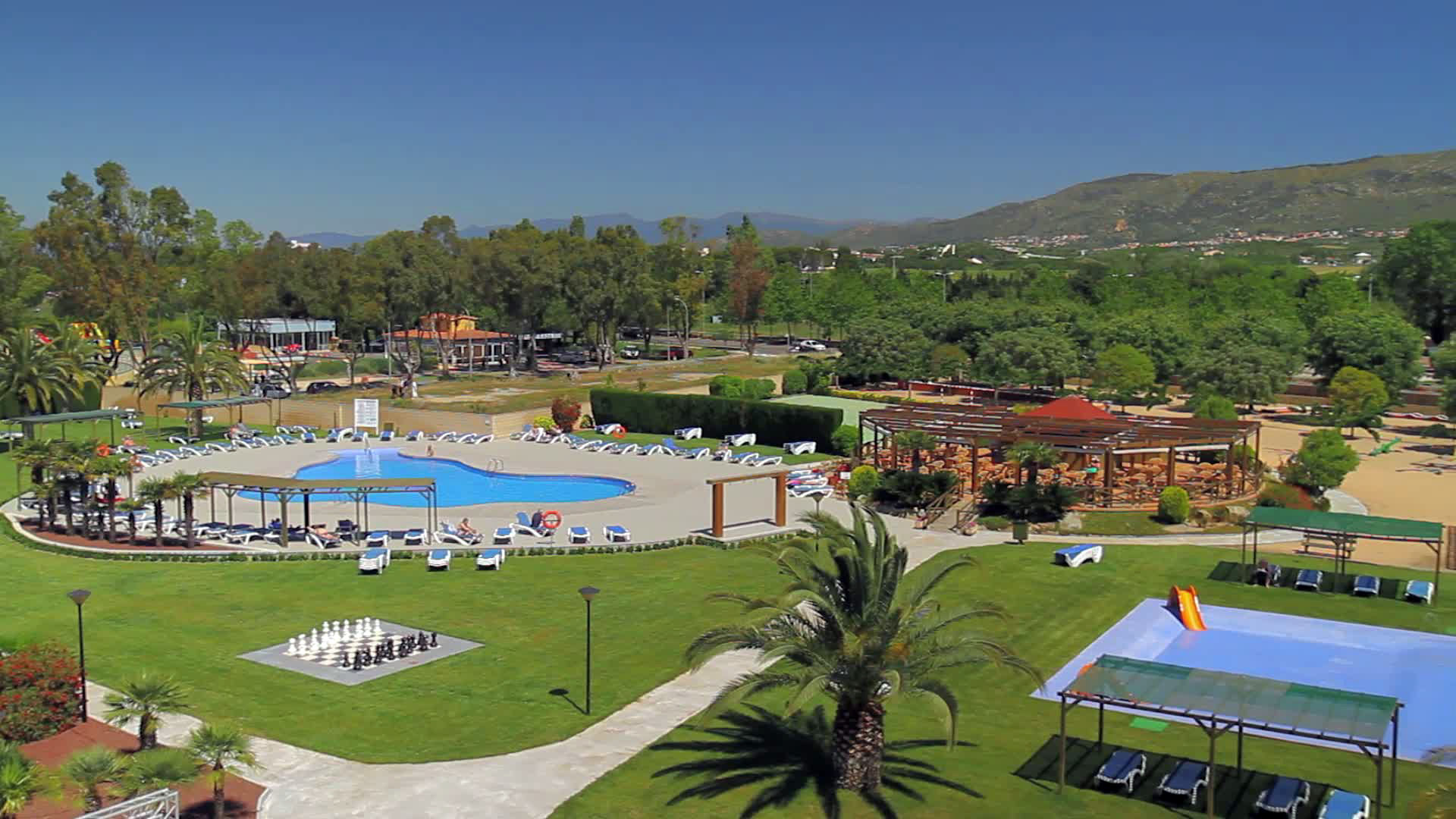 Mediterráneo & Mediterráneo Park
