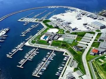 Yacht Club