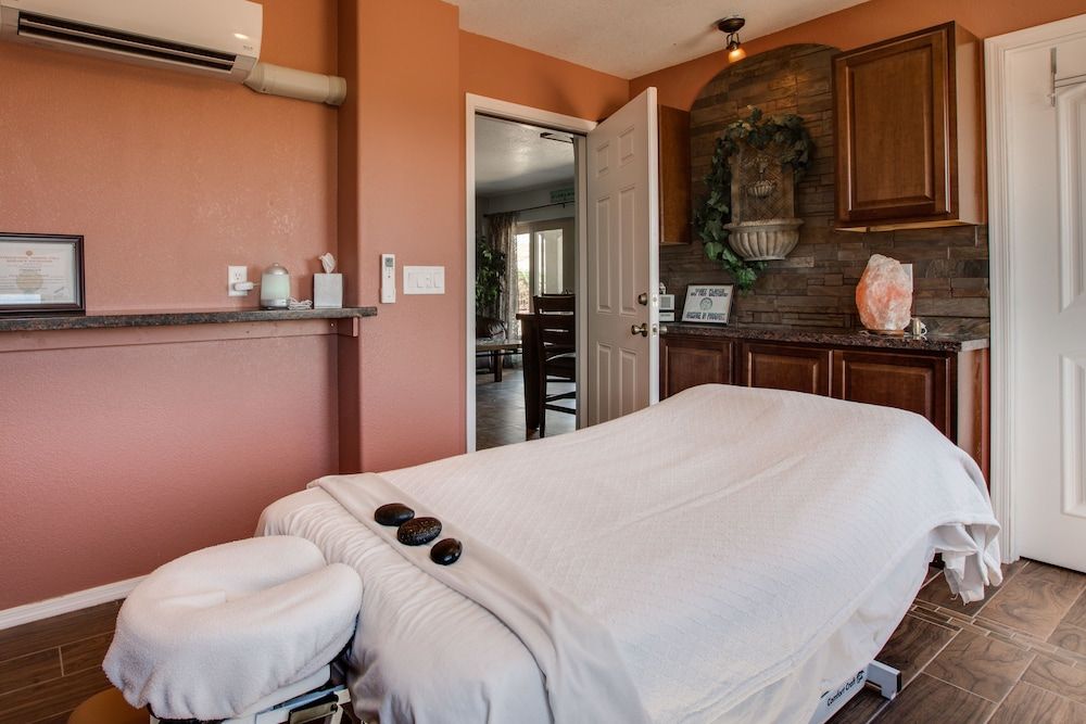 Dream Manor Inn