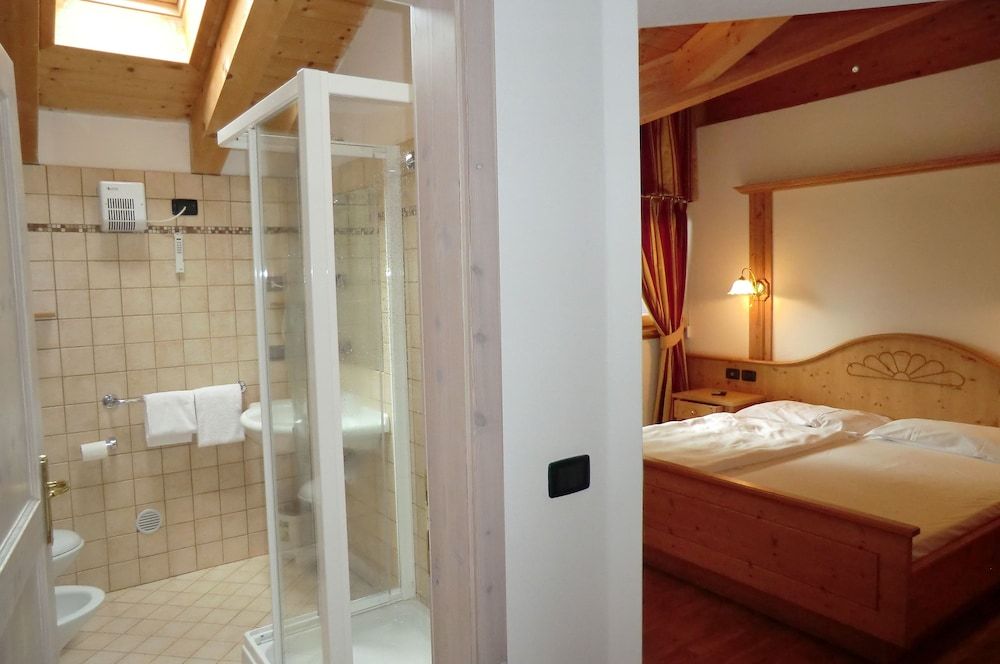 Hotel Garnì Costa Verde
