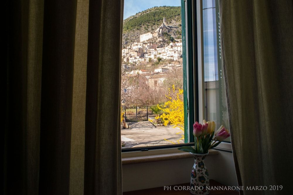 La Rocca Mia House B&B