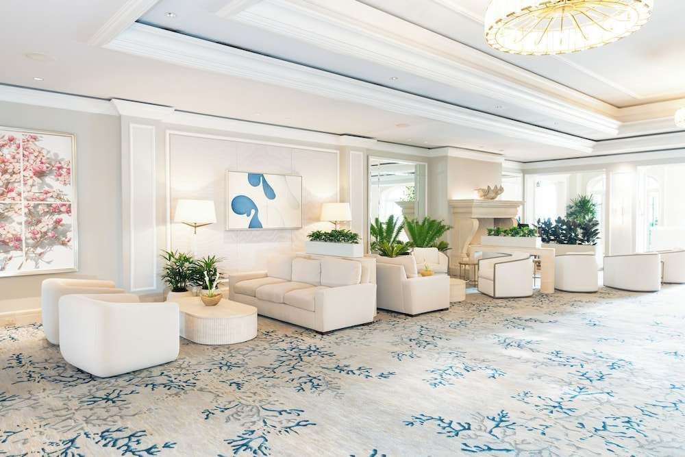 Eau Palm Beach Resort & Spa