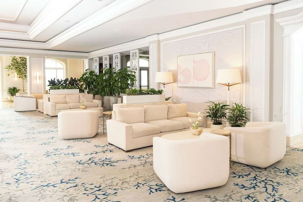 Eau Palm Beach Resort & Spa