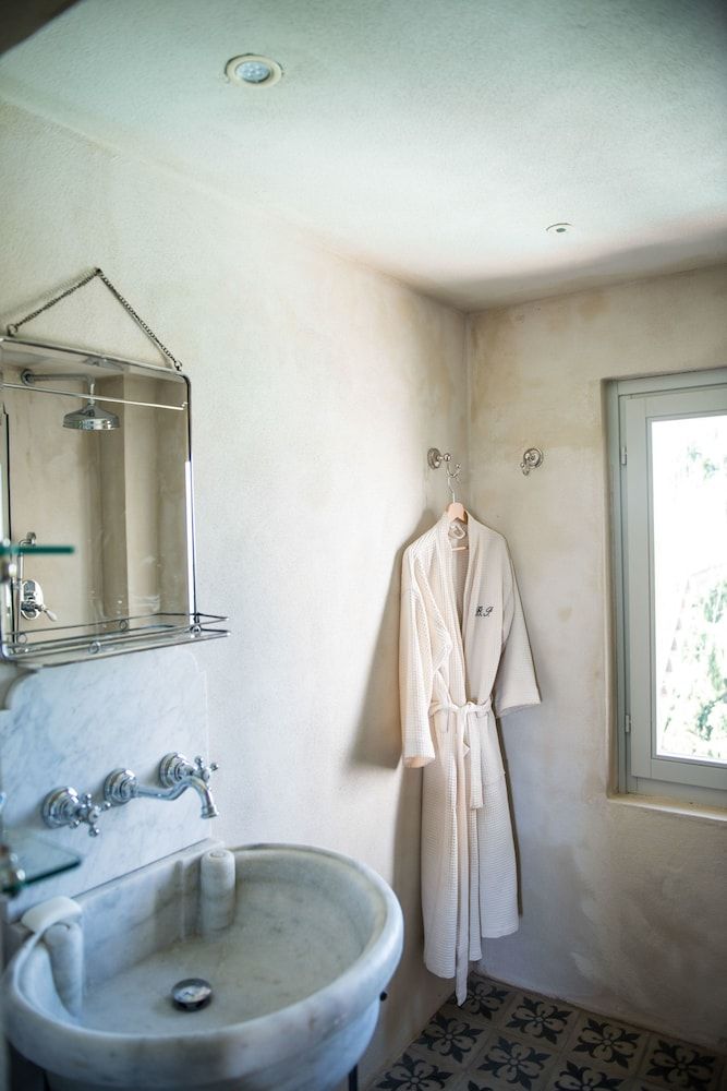 Villa with pool and SPA in Langhe