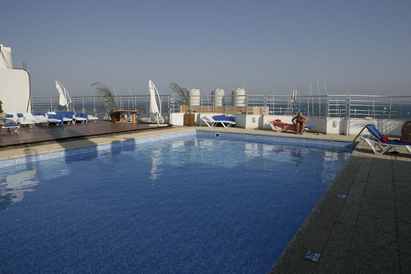 LIV Mackenzie Beach Suites