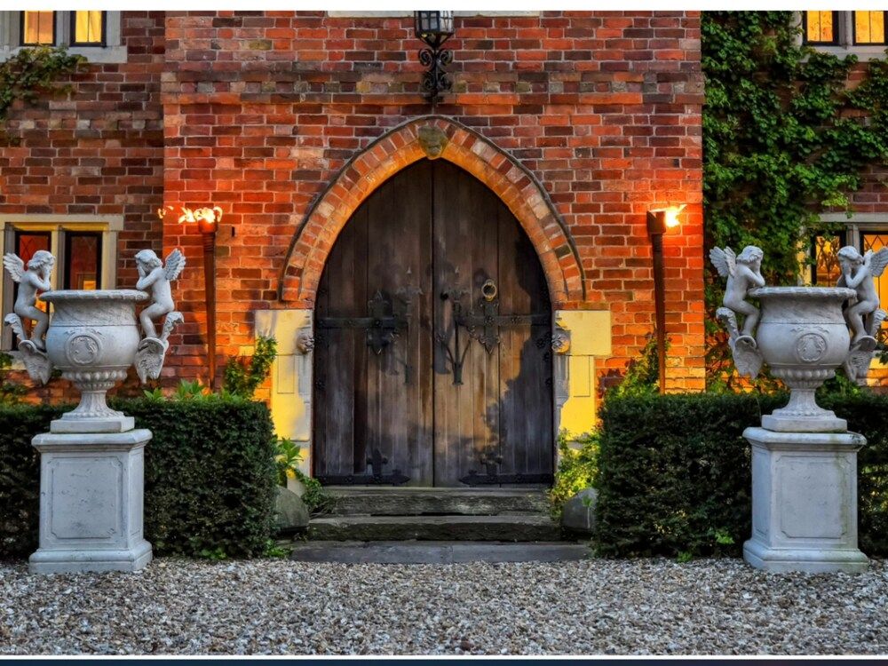 Manor Court
