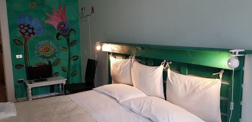 B&B Antichi Ferrai