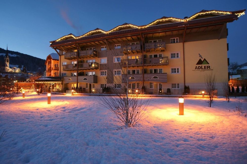 Aparthotel Adler