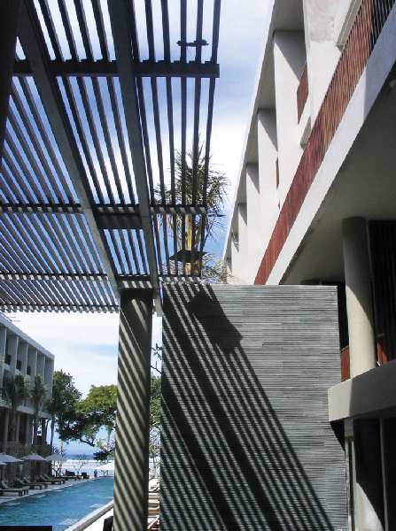 Oasis Beach Resort & Spa