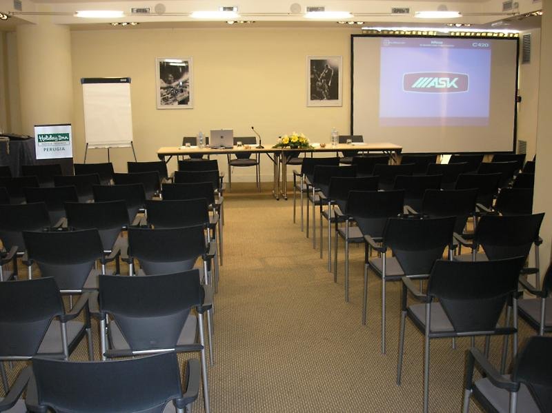 La Meridiana Bleisure Hotel