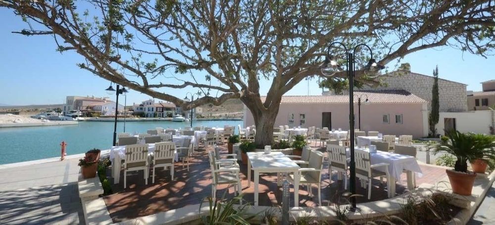 Port Villa Deniz