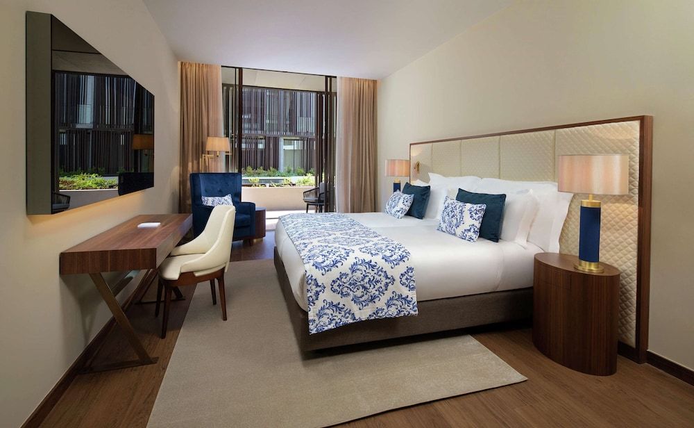 Boeira Garden Hotel Porto Gaia, Curio Collection by Hilton