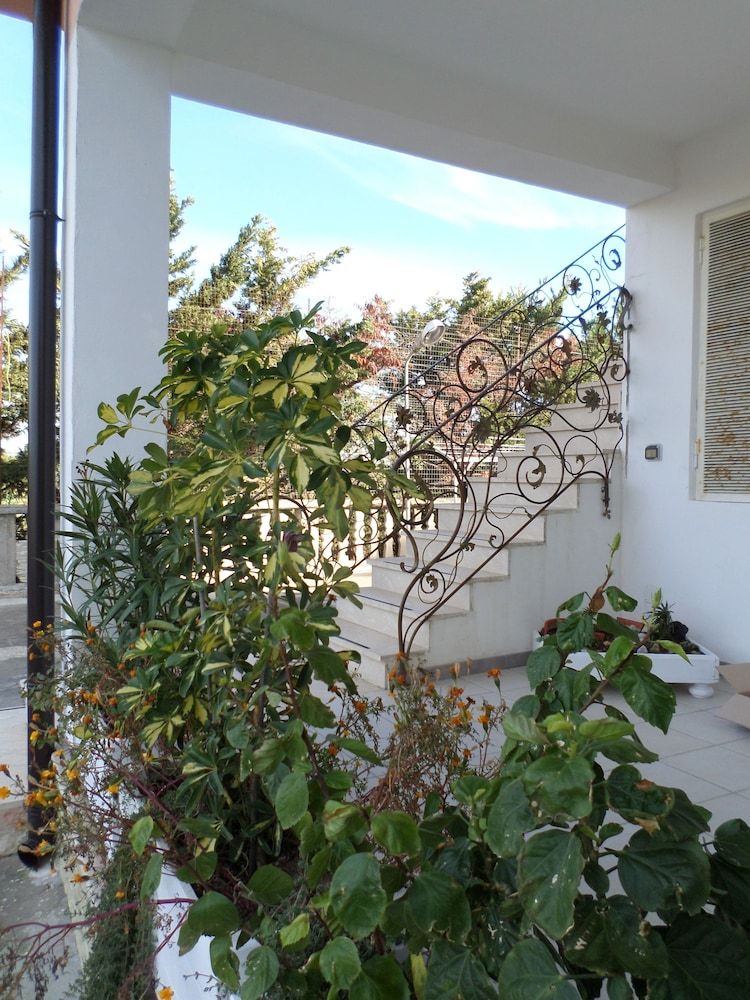 Borgo Manfria B&B