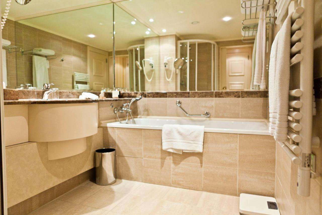 Le Châtelain Brussels Hotel