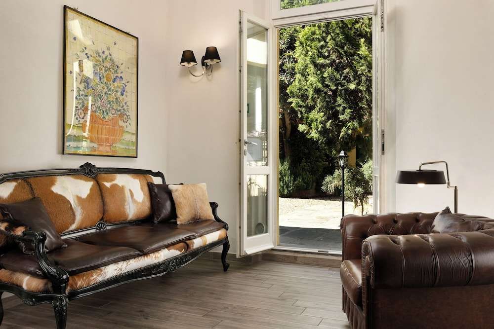 SunHouse Guest House