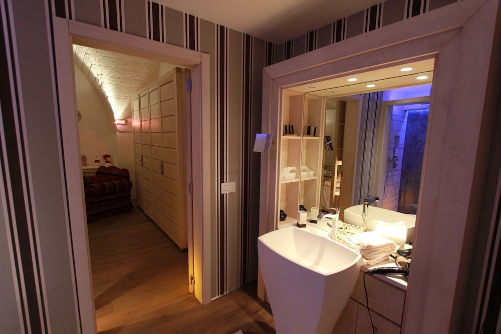 Calderoni Martini Suite