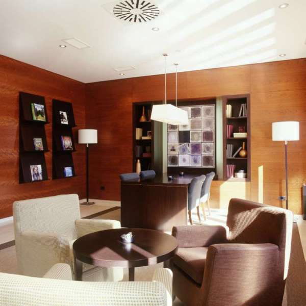 B&B HOTEL Granada Estación