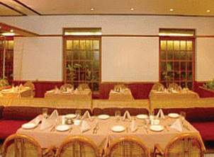 Casino Hotel - Cgh Earth