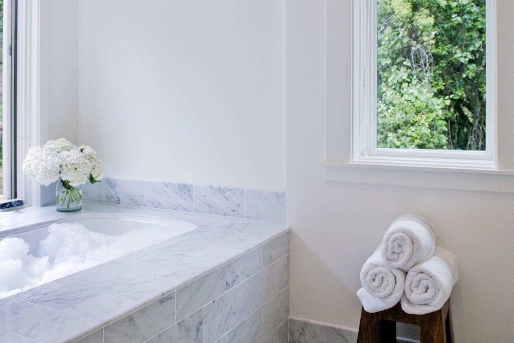 Farmhouse Inn And Restaurant
