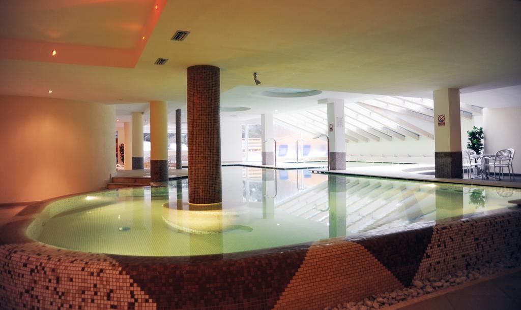 Hotel Alpine Mugon