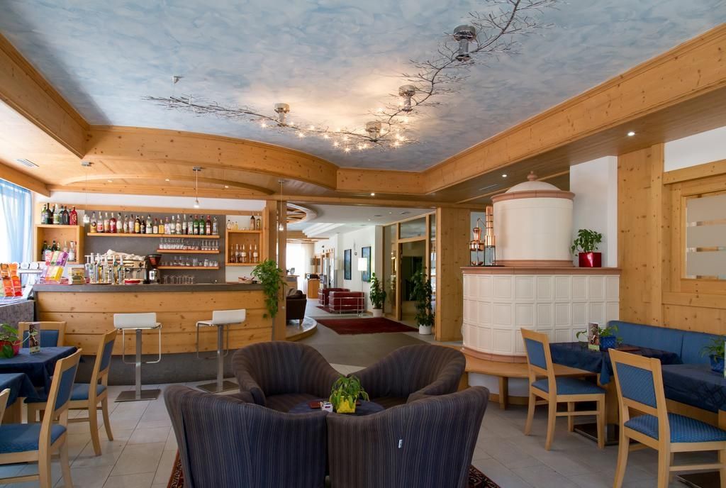 Hotel Alpine Mugon