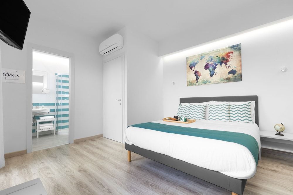 Sirocco Suites