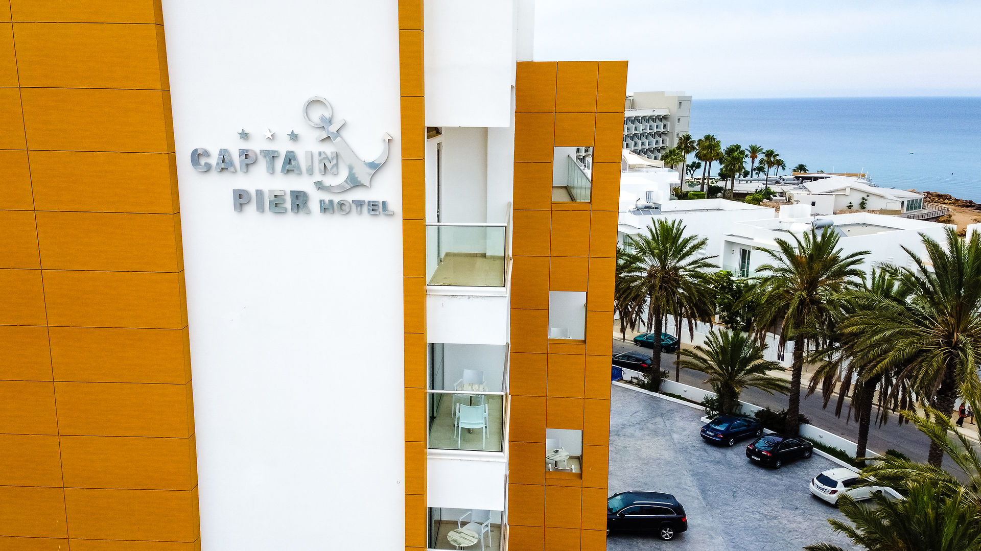 Captain Pier Hotel