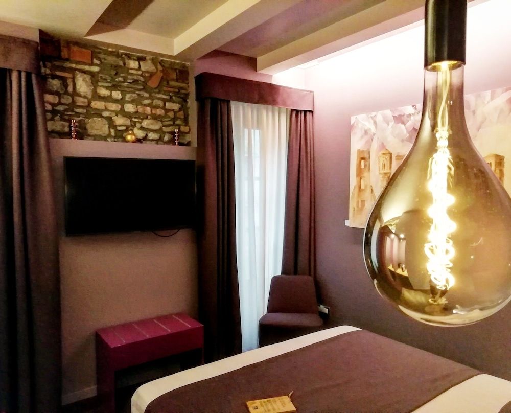 73 Boutique Hotel