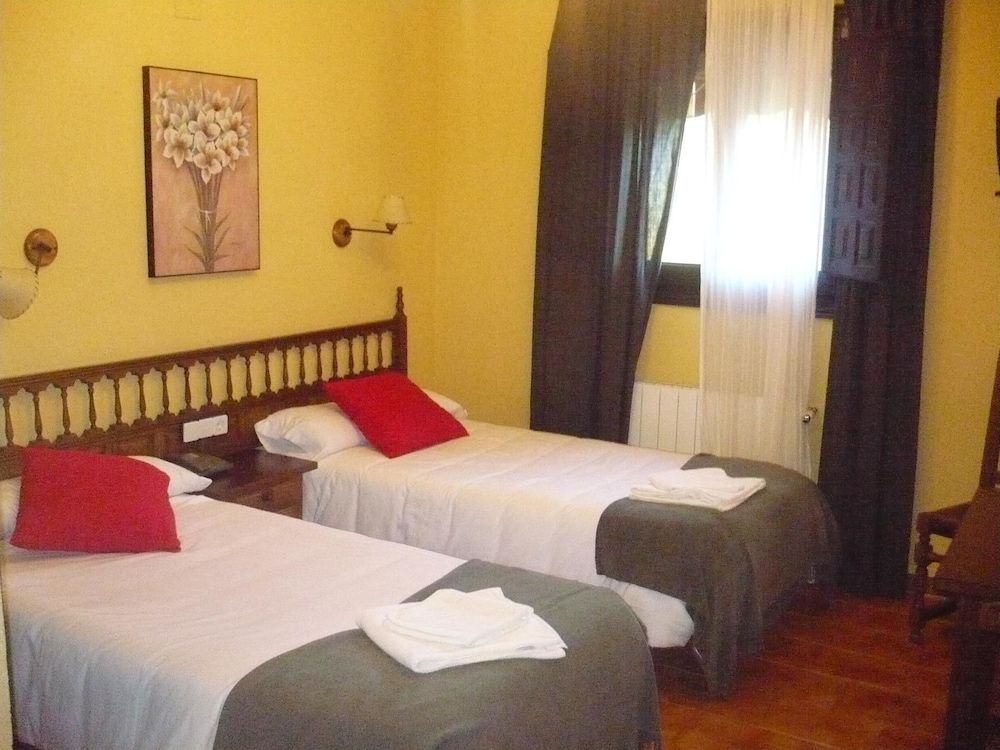 Hotel Uña Serrania Encantada
