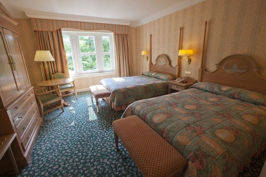 Disneyland Hotel