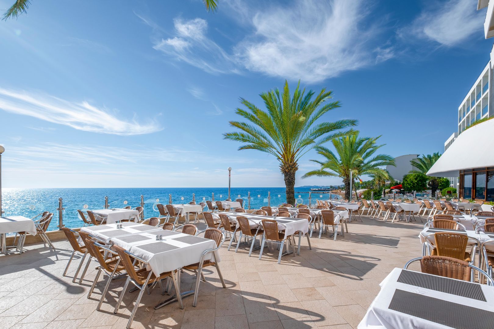 Rubi Hotel