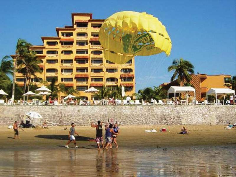 Costa de Oro Beach
