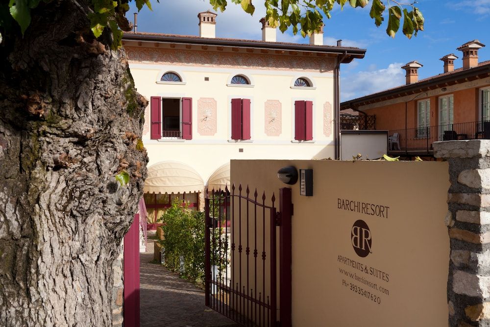 Barchi Resort Apartments & Suites