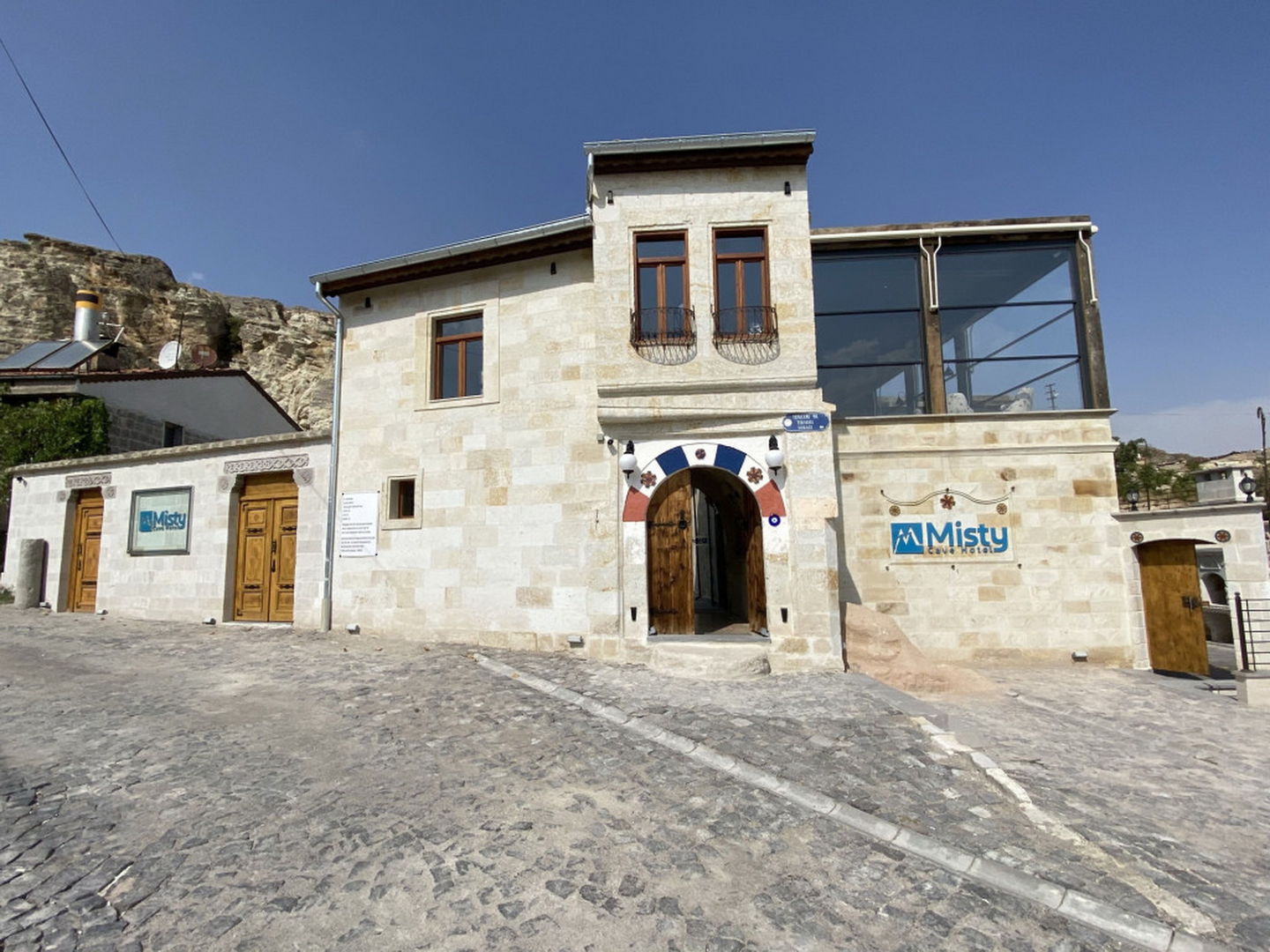 Misty Cave Hotel