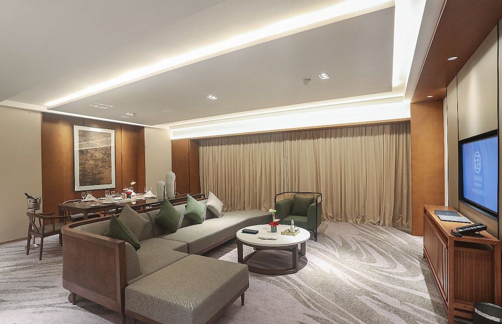 Shimao Yuluxe Chengdu Hotel