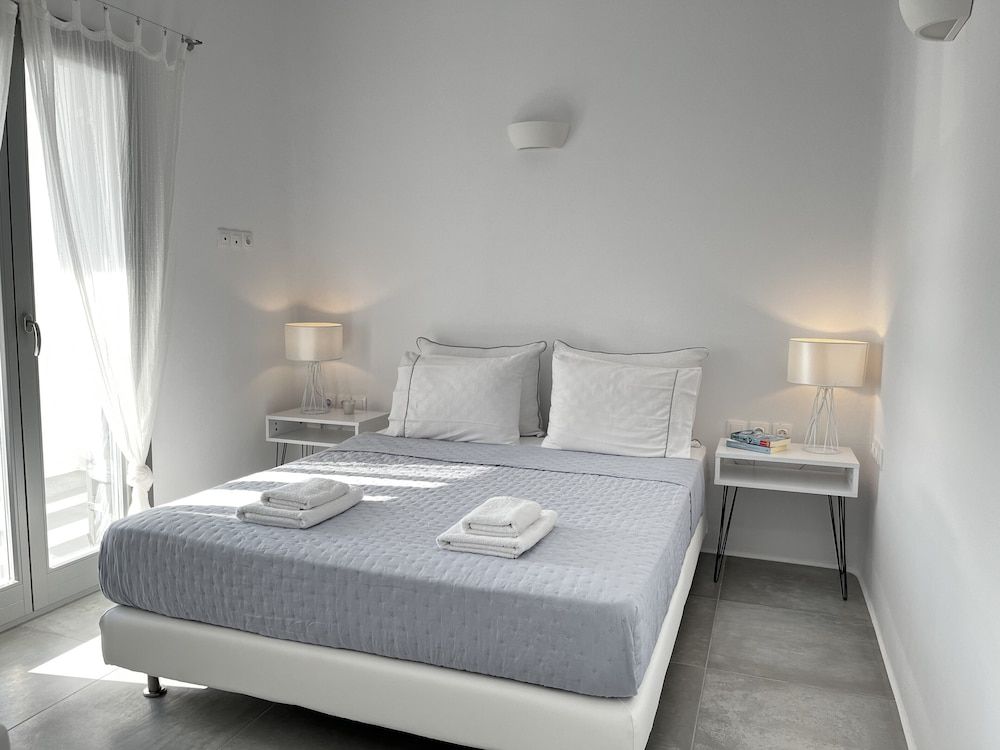 Alexander Suites